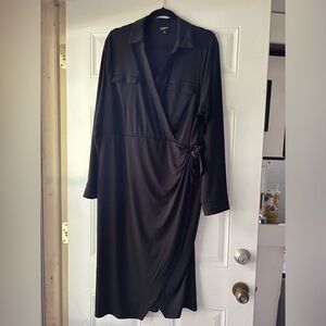 Long sleeved dress 18-20 black
